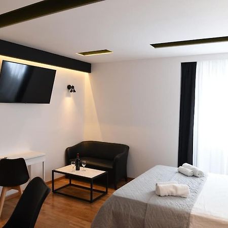 Syntagma Square, 30Sqm Nikis Luxurious Studio 雅典 外观 照片
